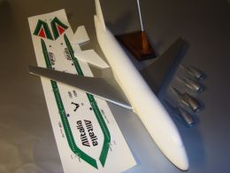 Kit Boeing B747 Alitalia sc. 1-100